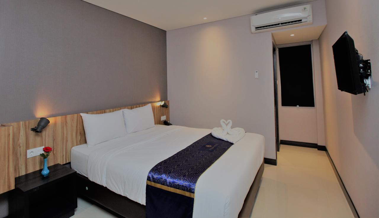 Fitra Hotel Маяленгка Экстерьер фото